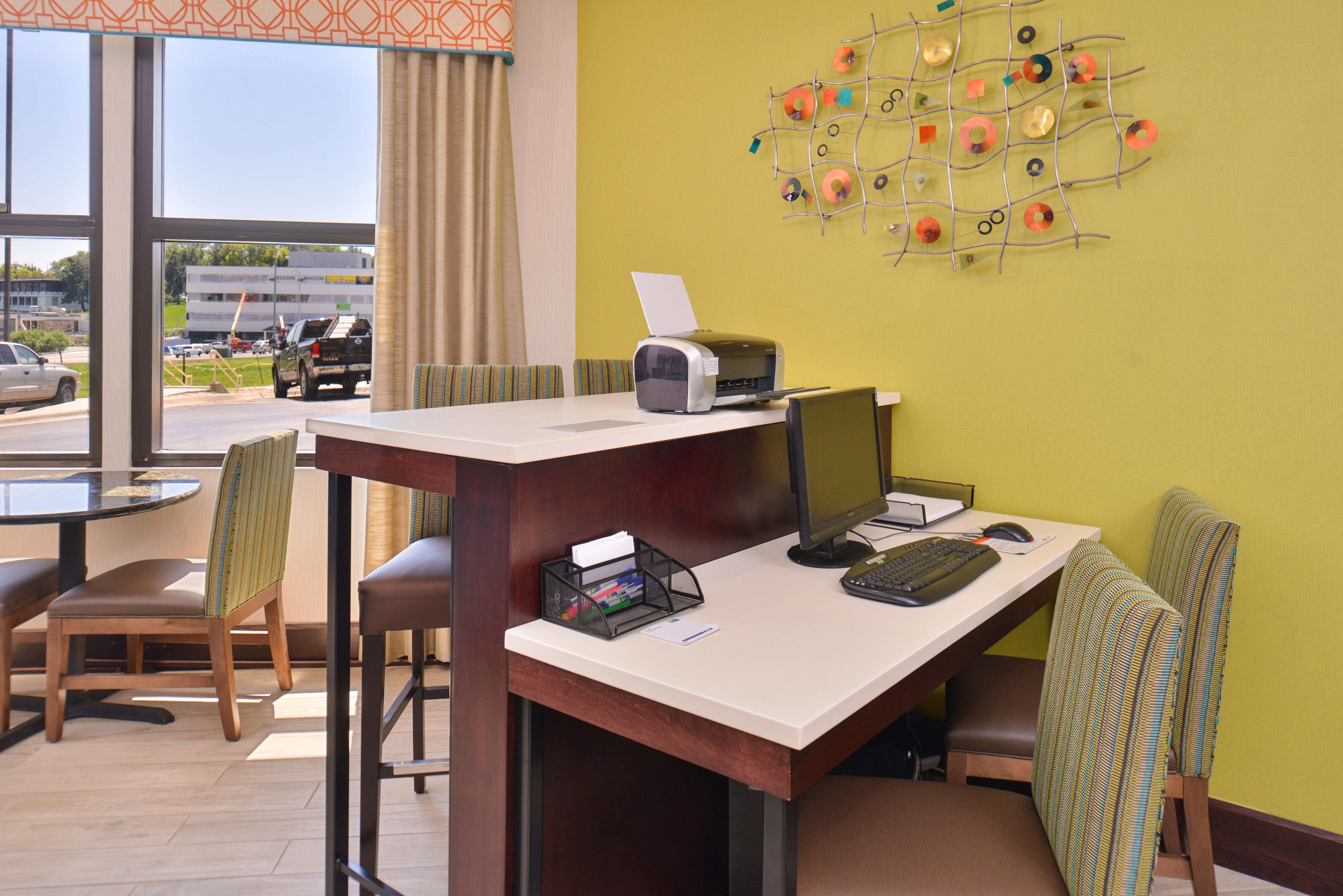 Holiday Inn Express & Suites Central Omaha By Ihg Kültér fotó